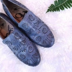 EUC OTBT Women's Upland Flats Size 6.5 "Ink" Blue